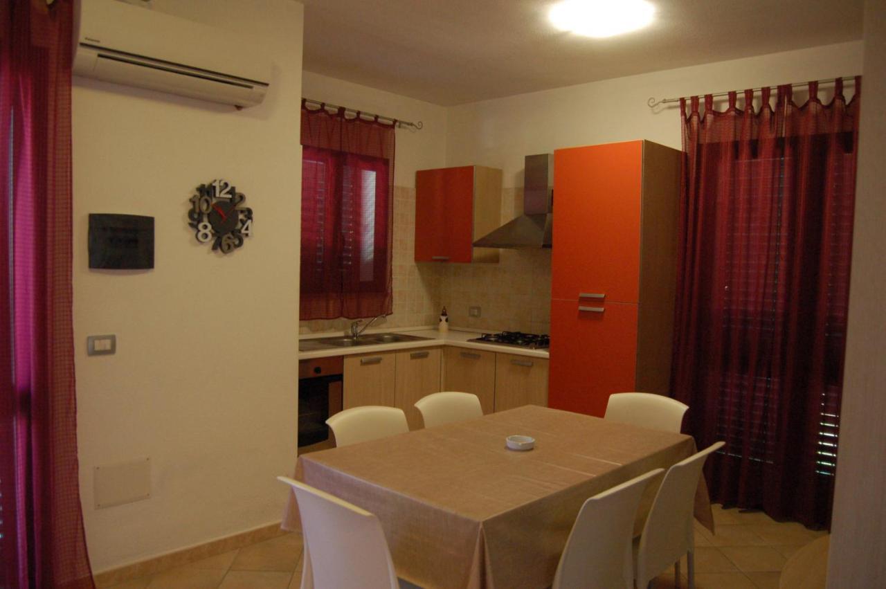 Via Costantino Apartman Budoni Kültér fotó