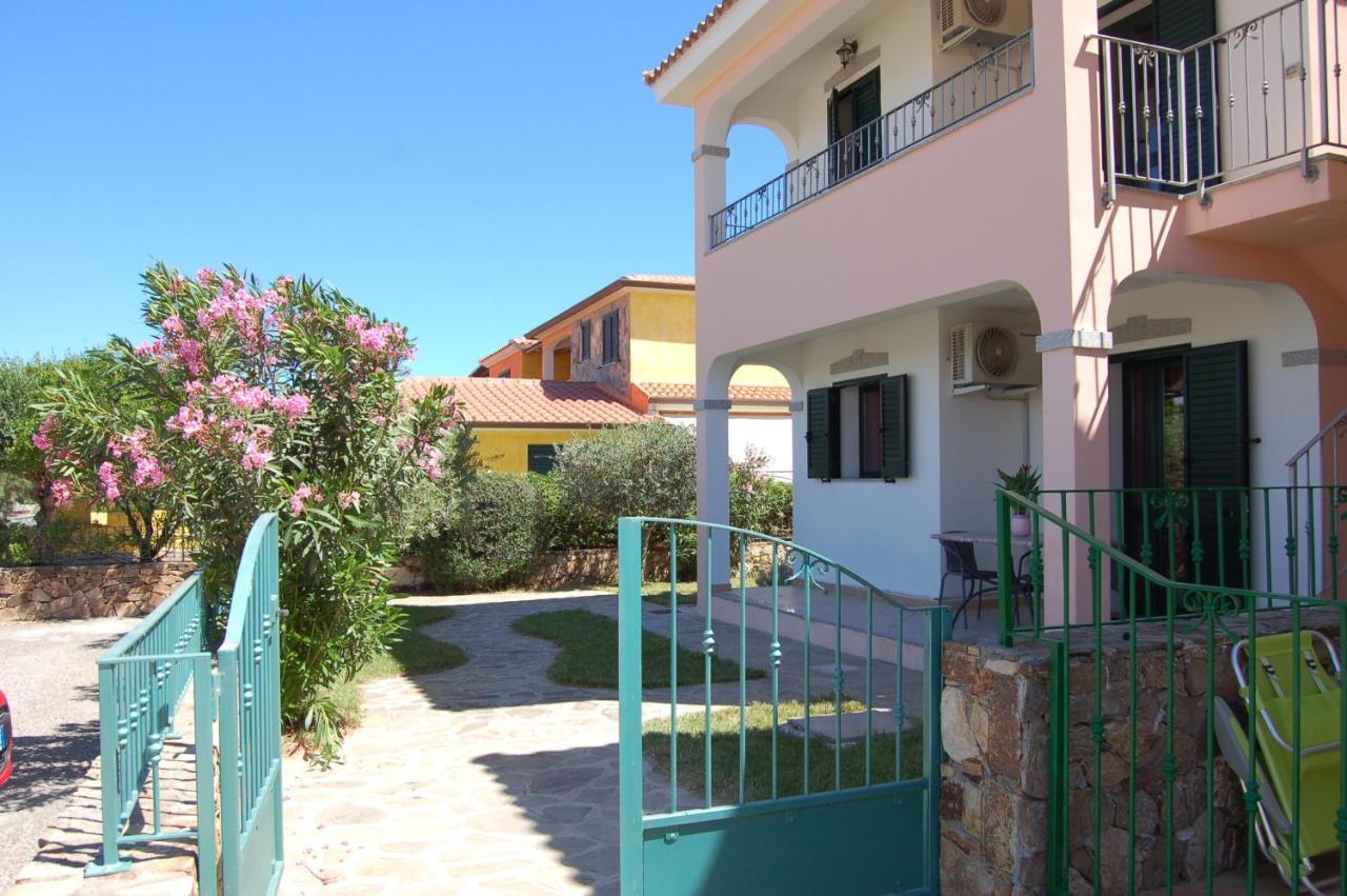 Via Costantino Apartman Budoni Kültér fotó