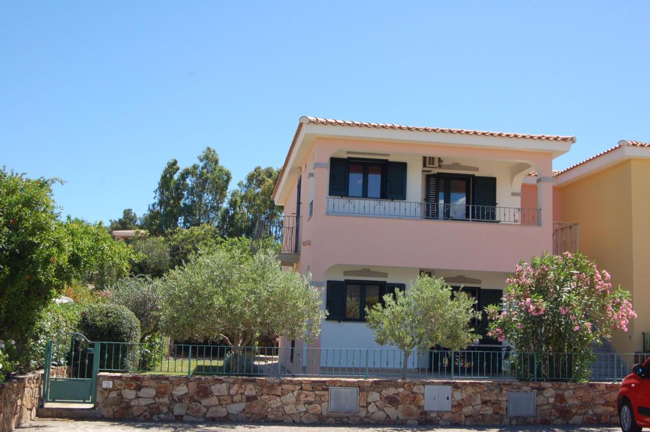 Via Costantino Apartman Budoni Kültér fotó